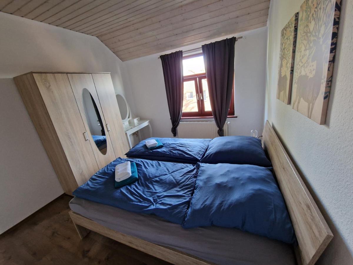 98Qm Wohnung Im Villenviertel - Voll Ausgestattet Mit Balkon Und Kamin - Wlan Gratis Wilhelmshaven Exterior foto