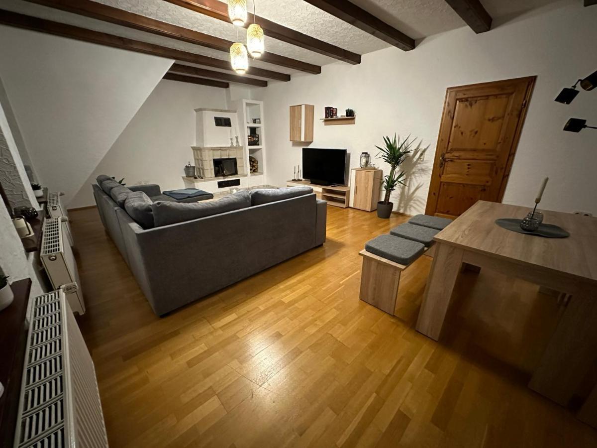 98Qm Wohnung Im Villenviertel - Voll Ausgestattet Mit Balkon Und Kamin - Wlan Gratis Wilhelmshaven Exterior foto